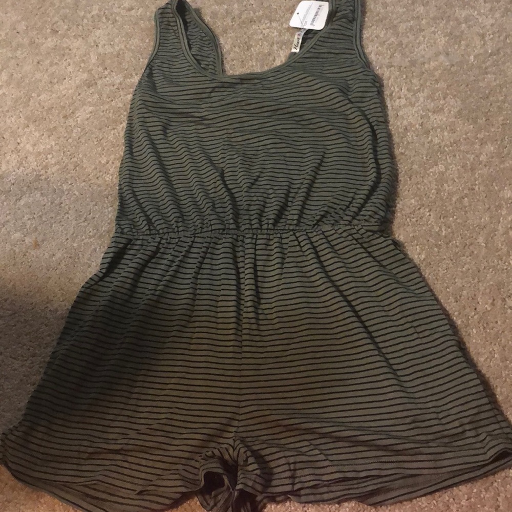 New size small green and black striped romper